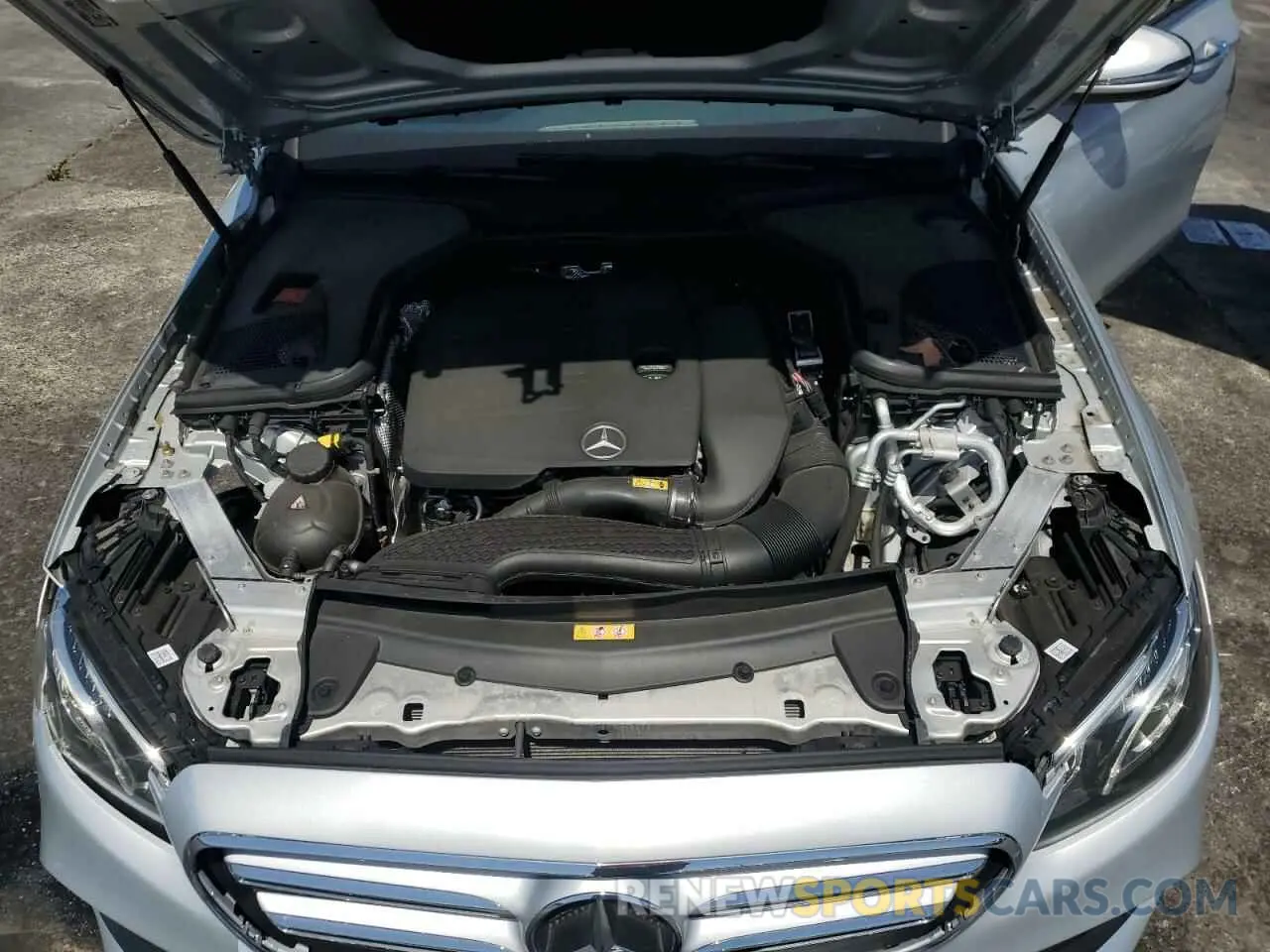 13 fotografías del automóvil dañado WDDZF8DB5LA710497 MERCEDES-BENZ E-CLASS 2020