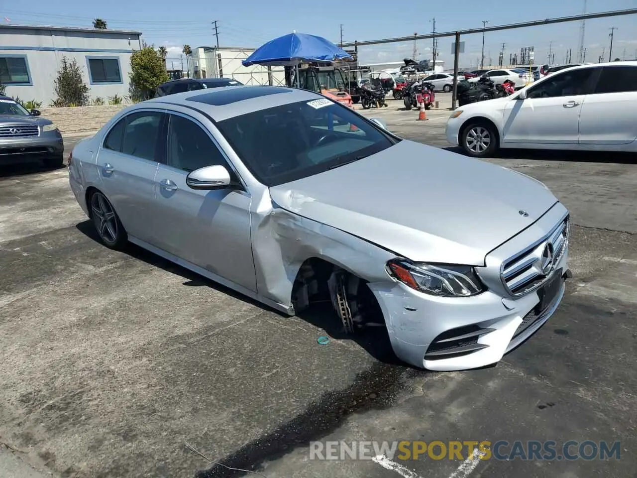 4 fotografías del automóvil dañado WDDZF8DB5LA710497 MERCEDES-BENZ E-CLASS 2020