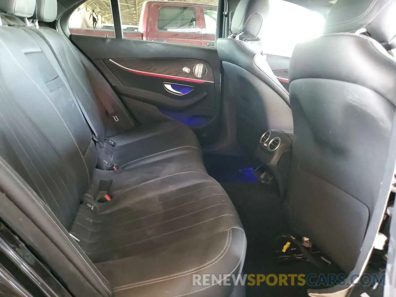10 fotografías del automóvil dañado WDDZF8DB7LA722408 MERCEDES-BENZ E-CLASS 2020