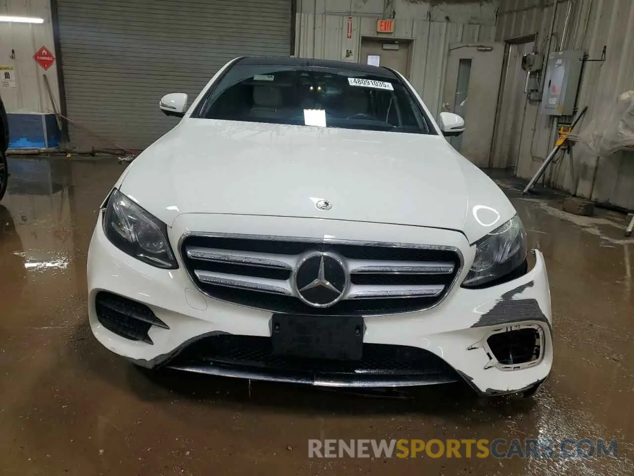 5 fotografías del automóvil dañado WDDZF8EB4LA747622 MERCEDES-BENZ E-CLASS 2020