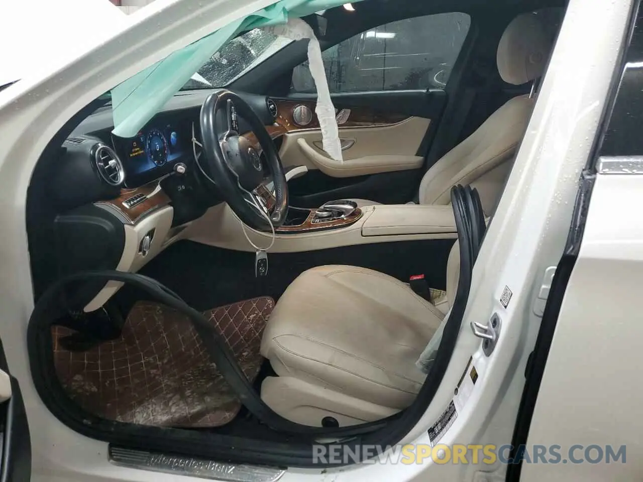 7 fotografías del automóvil dañado WDDZF8EB4LA747622 MERCEDES-BENZ E-CLASS 2020
