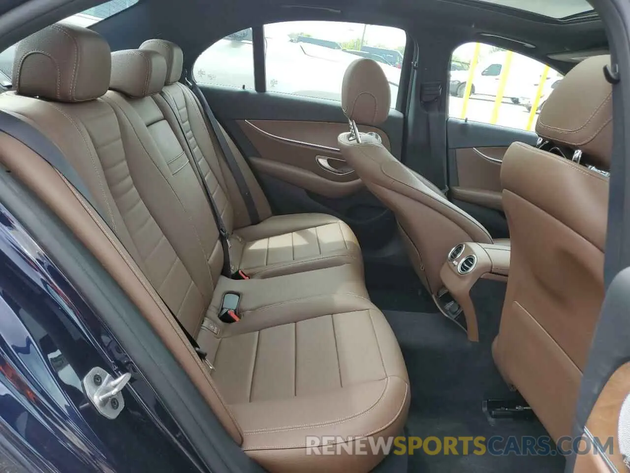 10 fotografías del automóvil dañado WDDZF8EB6LA713083 MERCEDES-BENZ E-CLASS 2020