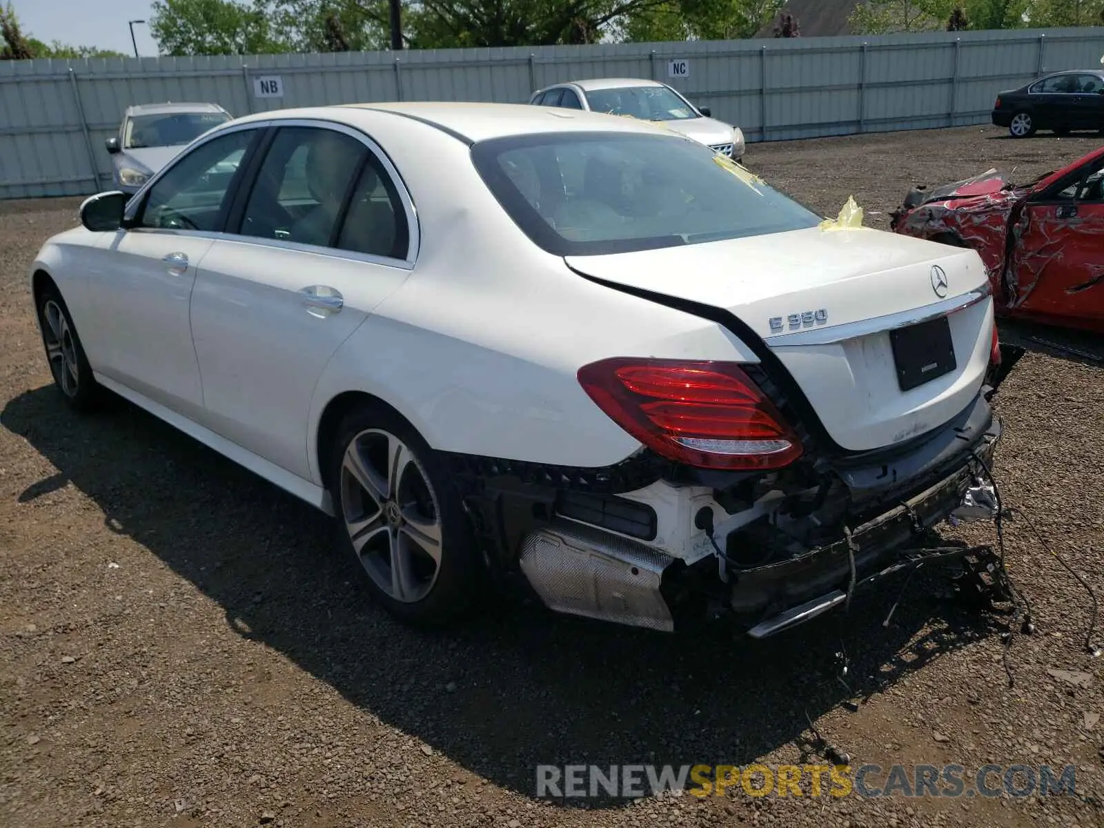 3 fotografías del automóvil dañado WDDZF8EB6LA749632 MERCEDES-BENZ E CLASS 2020