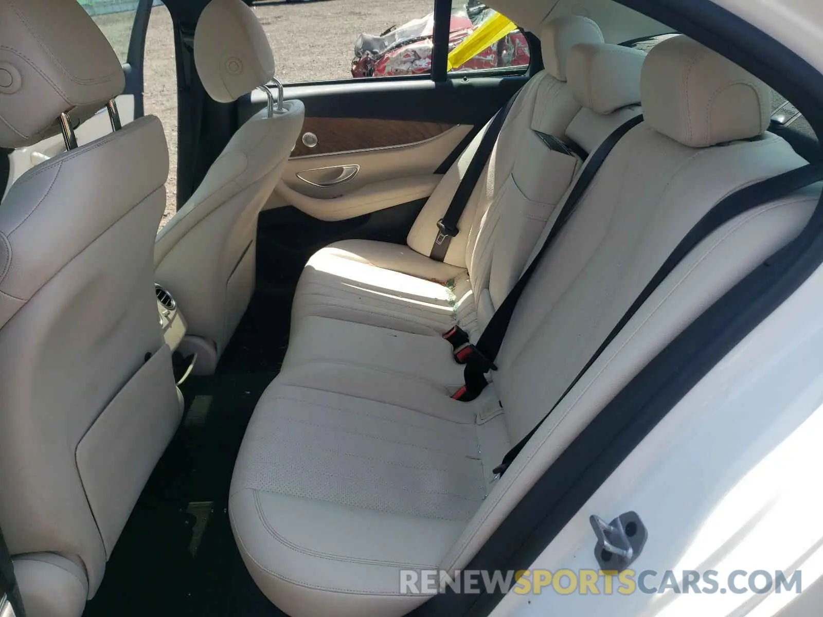 6 fotografías del automóvil dañado WDDZF8EB6LA749632 MERCEDES-BENZ E CLASS 2020