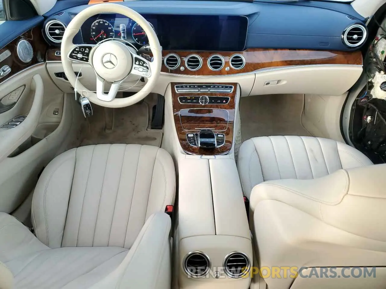 8 fotografías del automóvil dañado WDDZF8EB7LA708281 MERCEDES-BENZ E-CLASS 2020
