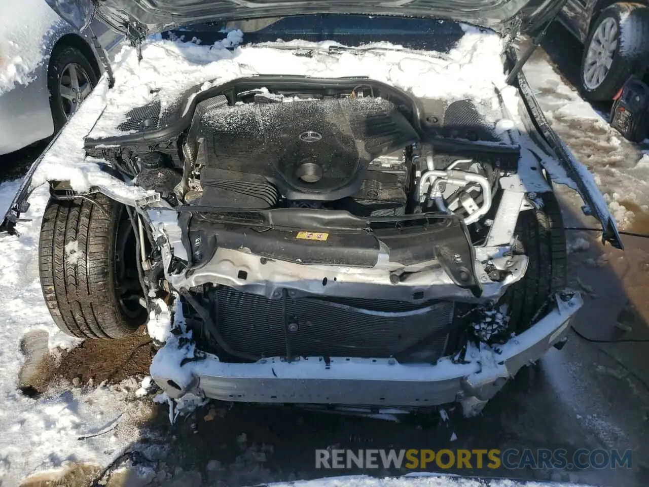 11 fotografías del automóvil dañado W1KZF5KB1MA999638 MERCEDES-BENZ E-CLASS 2021