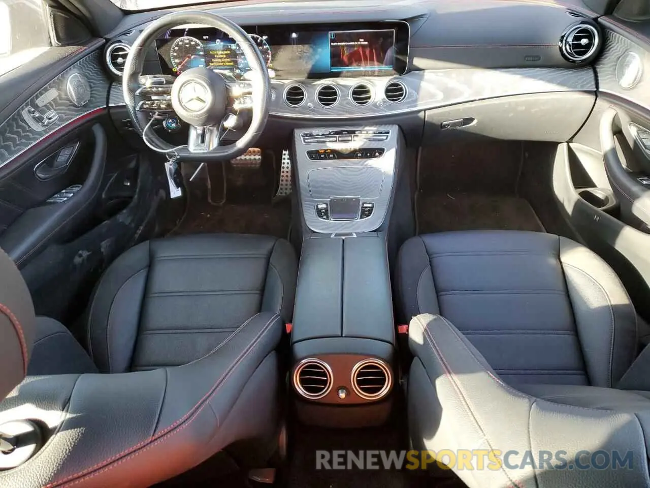 8 fotografías del automóvil dañado W1KZF6BB6MA936959 MERCEDES-BENZ E-CLASS 2021