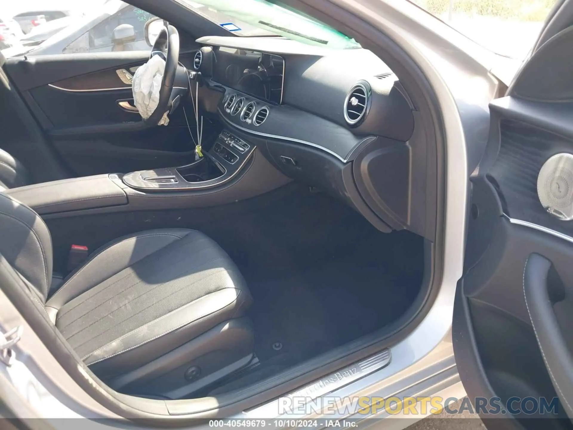 5 fotografías del automóvil dañado W1KZF8DB0MA947741 MERCEDES-BENZ E-CLASS 2021