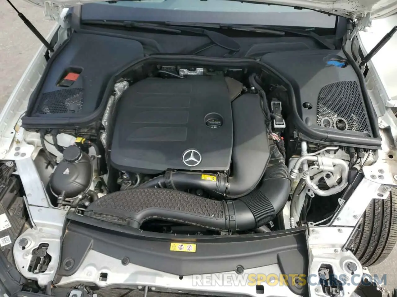 11 fotografías del automóvil dañado W1KZF8DB1MA886643 MERCEDES-BENZ E-CLASS 2021