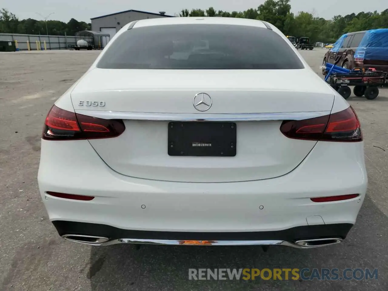 6 fotografías del automóvil dañado W1KZF8DB1MA886643 MERCEDES-BENZ E-CLASS 2021