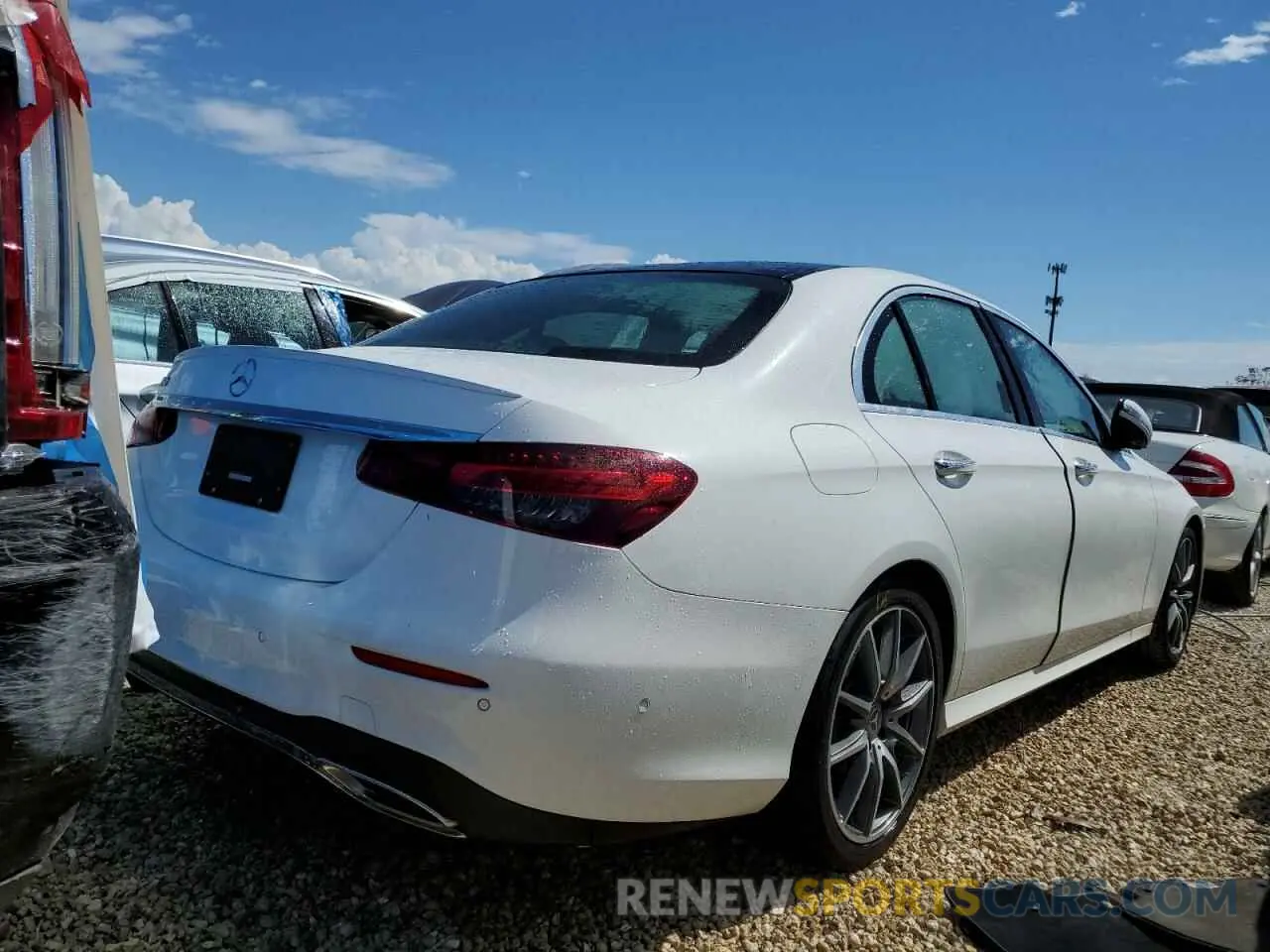 4 fotografías del automóvil dañado W1KZF8DB2MA963648 MERCEDES-BENZ E-CLASS 2021