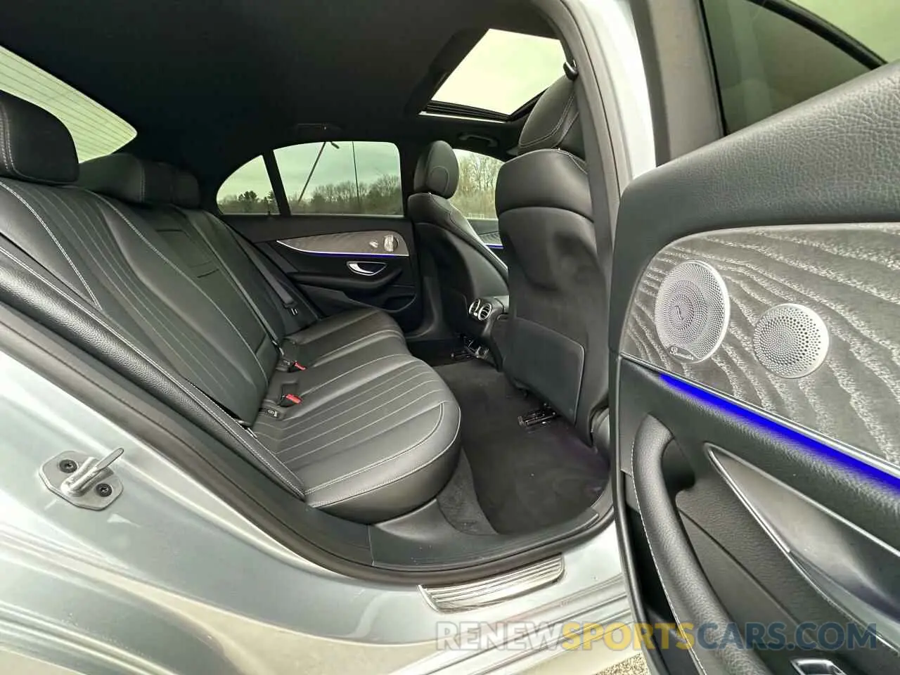 6 fotografías del automóvil dañado W1KZF8DB4MA920140 MERCEDES-BENZ E-CLASS 2021