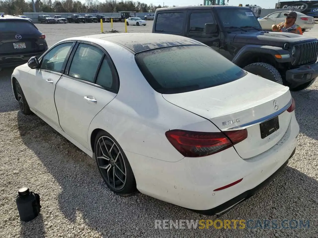 3 fotografías del automóvil dañado W1KZF8DB7MA906765 MERCEDES-BENZ E-CLASS 2021