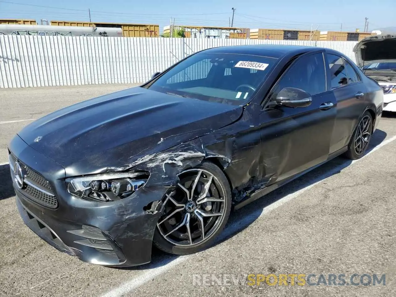 1 fotografías del automóvil dañado W1KZF8DB8MA916818 MERCEDES-BENZ E-CLASS 2021