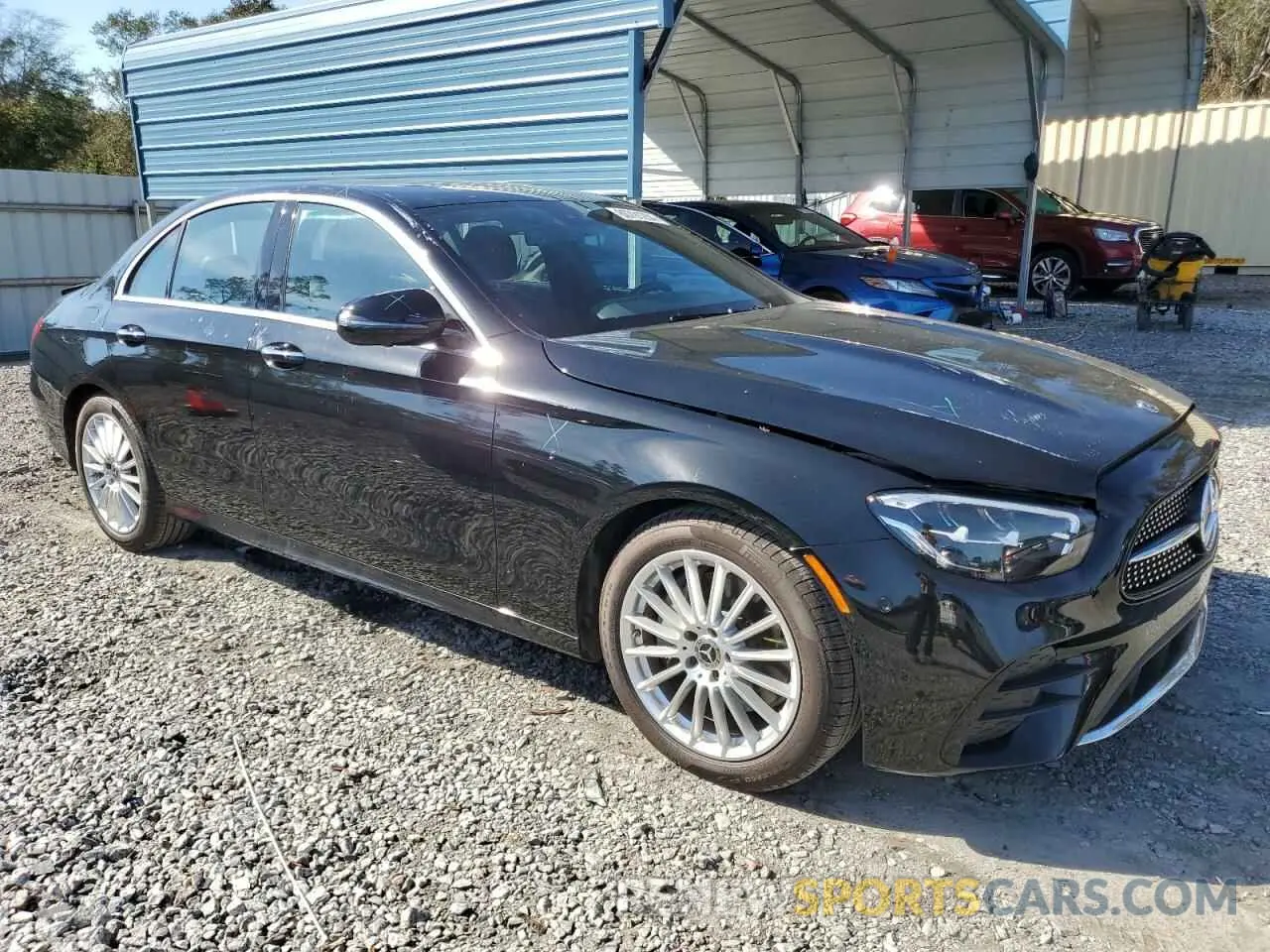 4 fotografías del automóvil dañado W1KZF8DB8MA919380 MERCEDES-BENZ E-CLASS 2021