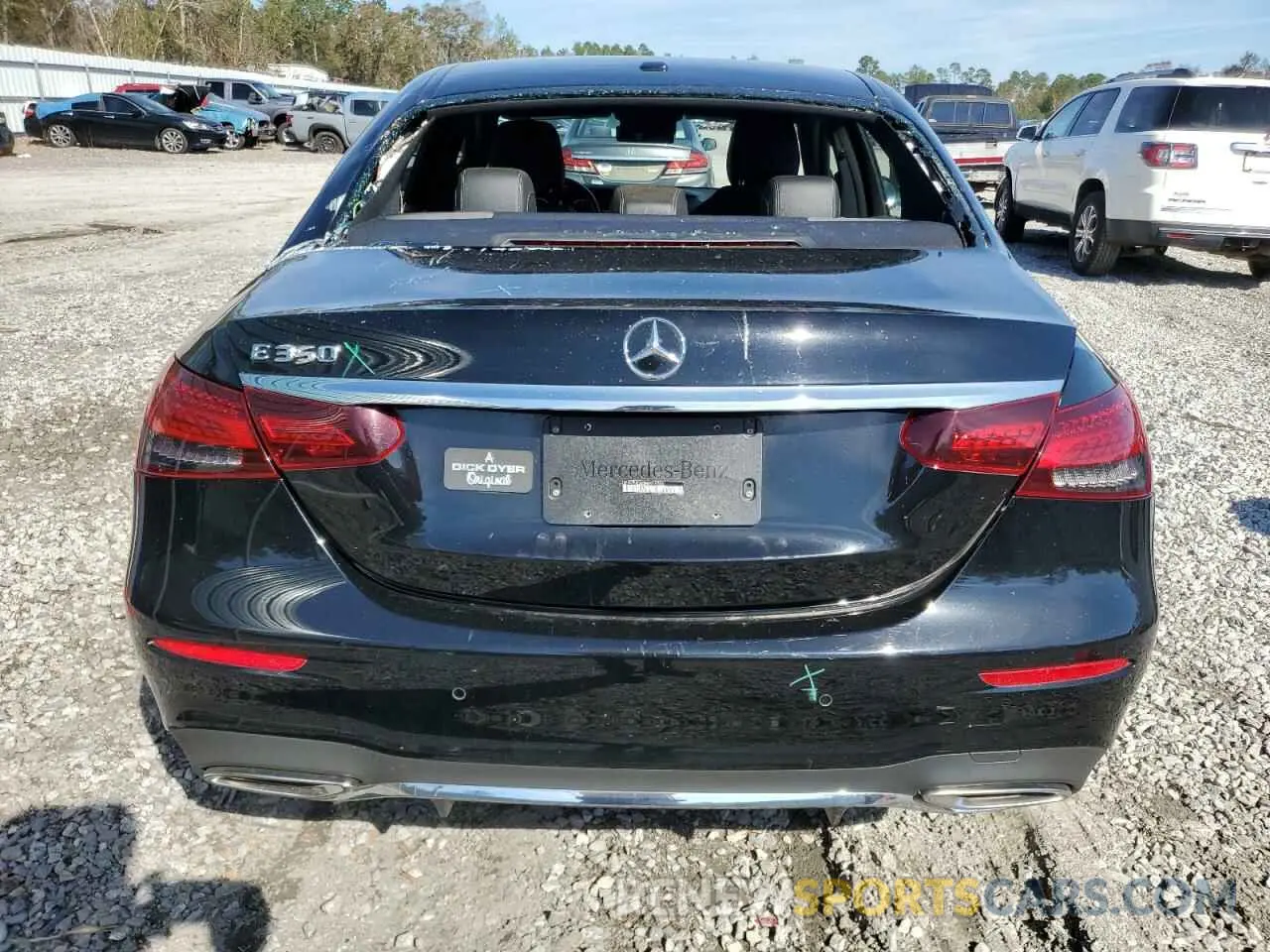 6 fotografías del automóvil dañado W1KZF8DB8MA919380 MERCEDES-BENZ E-CLASS 2021