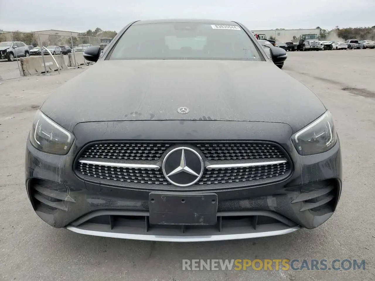5 fotografías del automóvil dañado W1KZF8DB8MA929939 MERCEDES-BENZ E-CLASS 2021