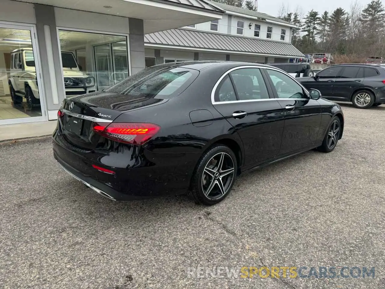 4 fotografías del automóvil dañado W1KZF8EB2MA873530 MERCEDES-BENZ E-CLASS 2021