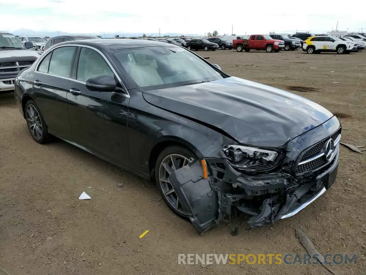 1 fotografías del automóvil dañado W1KZF8EB2MA902413 MERCEDES-BENZ E-CLASS 2021