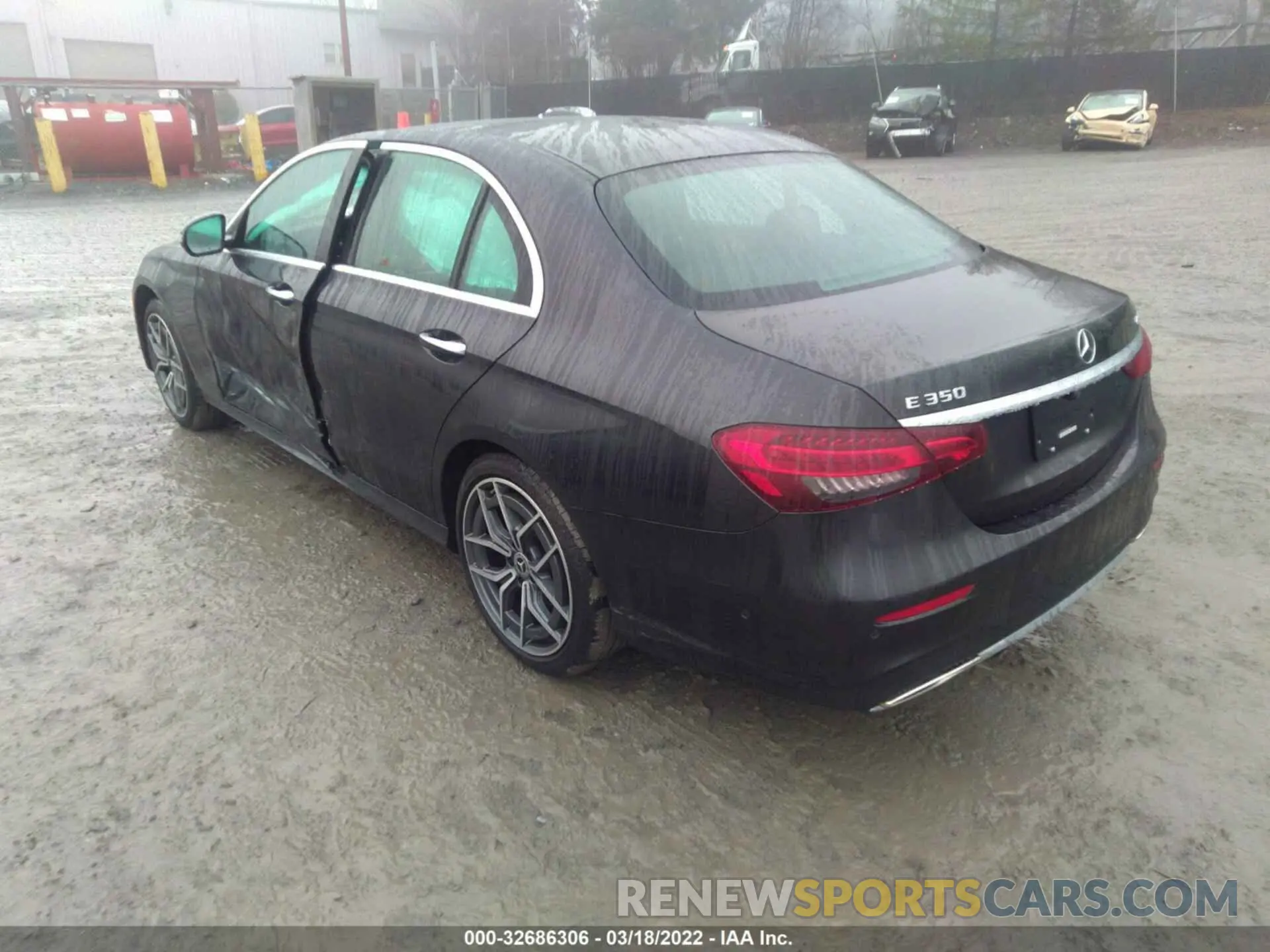 3 fotografías del automóvil dañado W1KZF8EB3MB003795 MERCEDES-BENZ E-CLASS 2021
