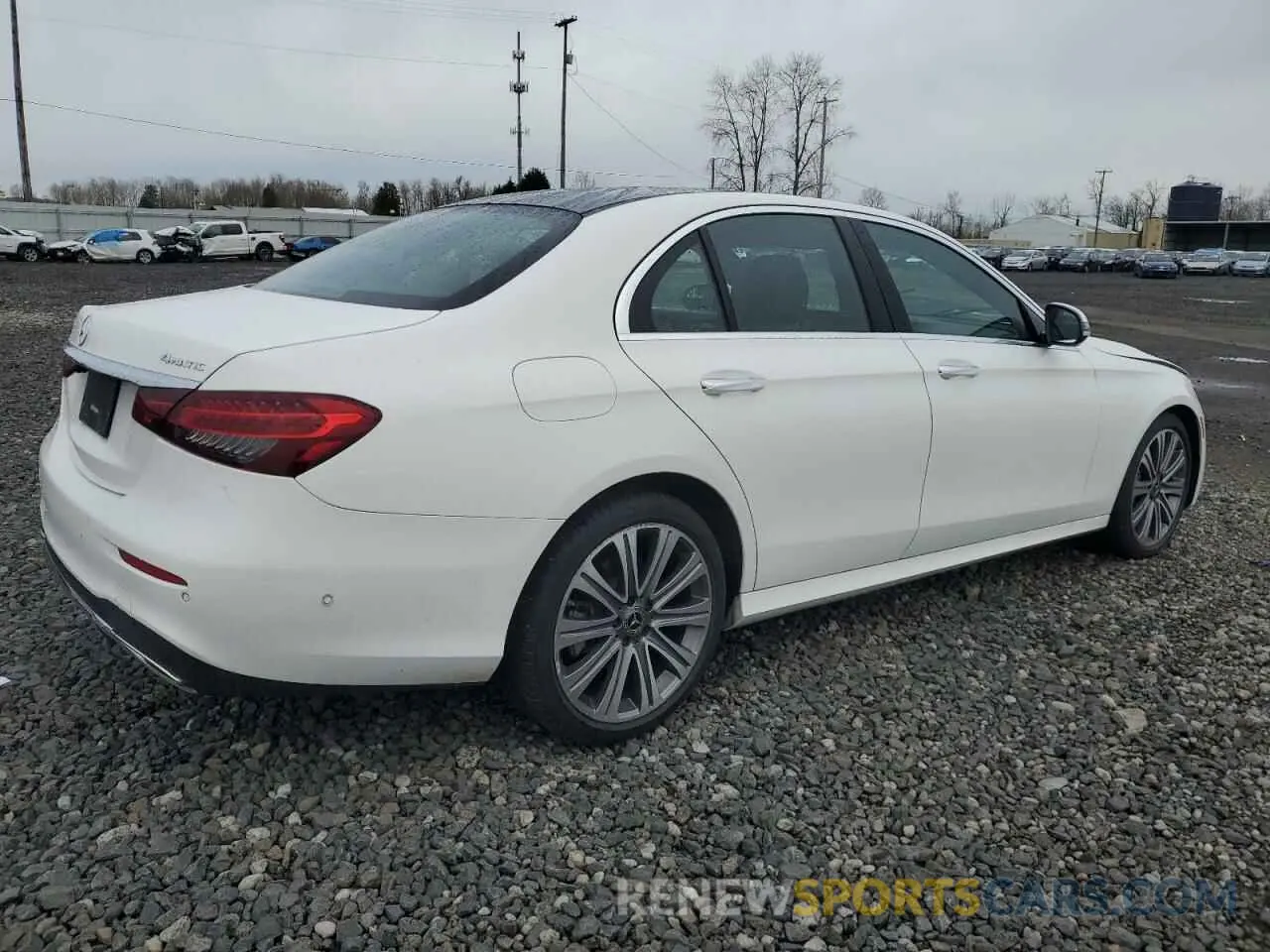 3 fotografías del automóvil dañado W1KZF8EB4MA922033 MERCEDES-BENZ E-CLASS 2021