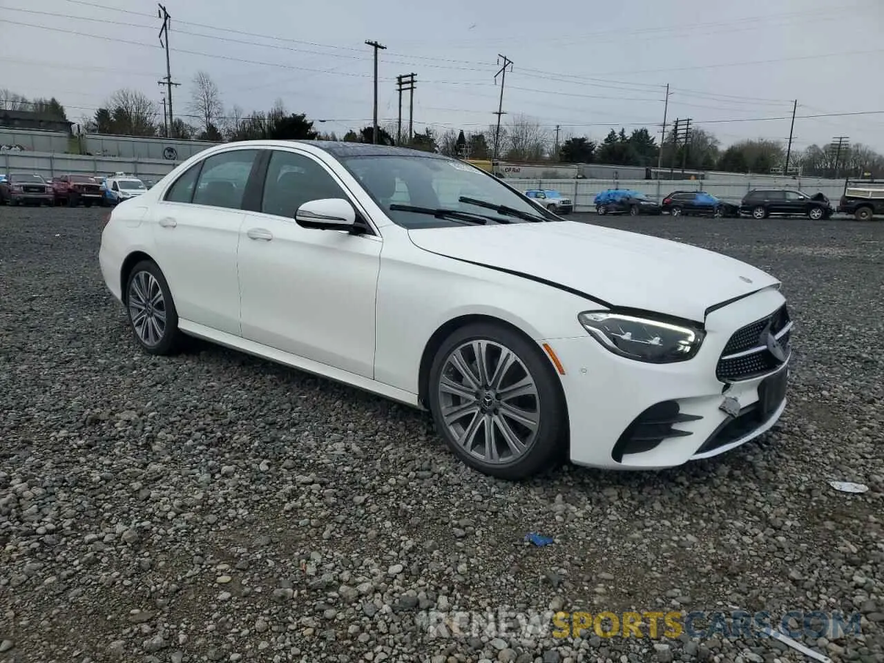 4 fotografías del automóvil dañado W1KZF8EB4MA922033 MERCEDES-BENZ E-CLASS 2021
