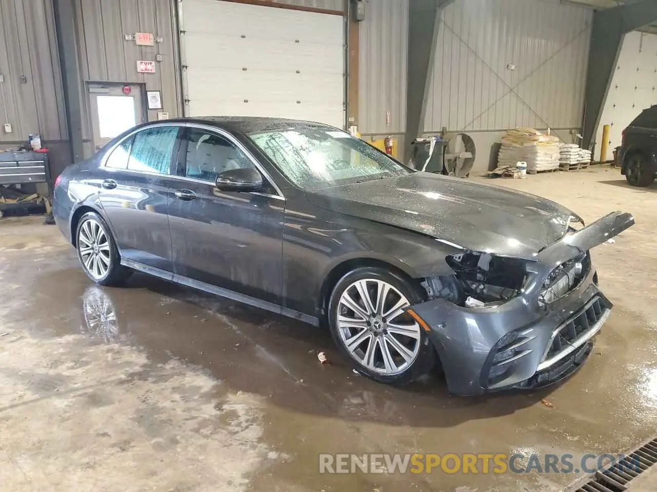 4 fotografías del automóvil dañado W1KZF8EB6MA968351 MERCEDES-BENZ E-CLASS 2021