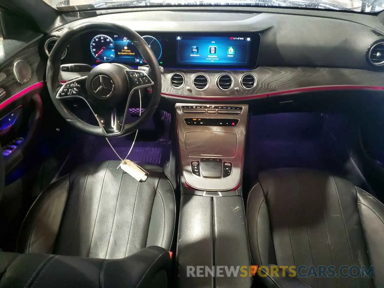 8 fotografías del automóvil dañado W1KZF8EB6MA968351 MERCEDES-BENZ E-CLASS 2021