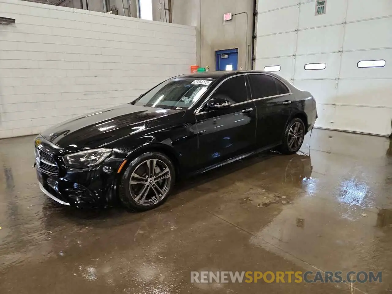 1 fotografías del automóvil dañado W1KZF8EB8MA883687 MERCEDES-BENZ E-CLASS 2021