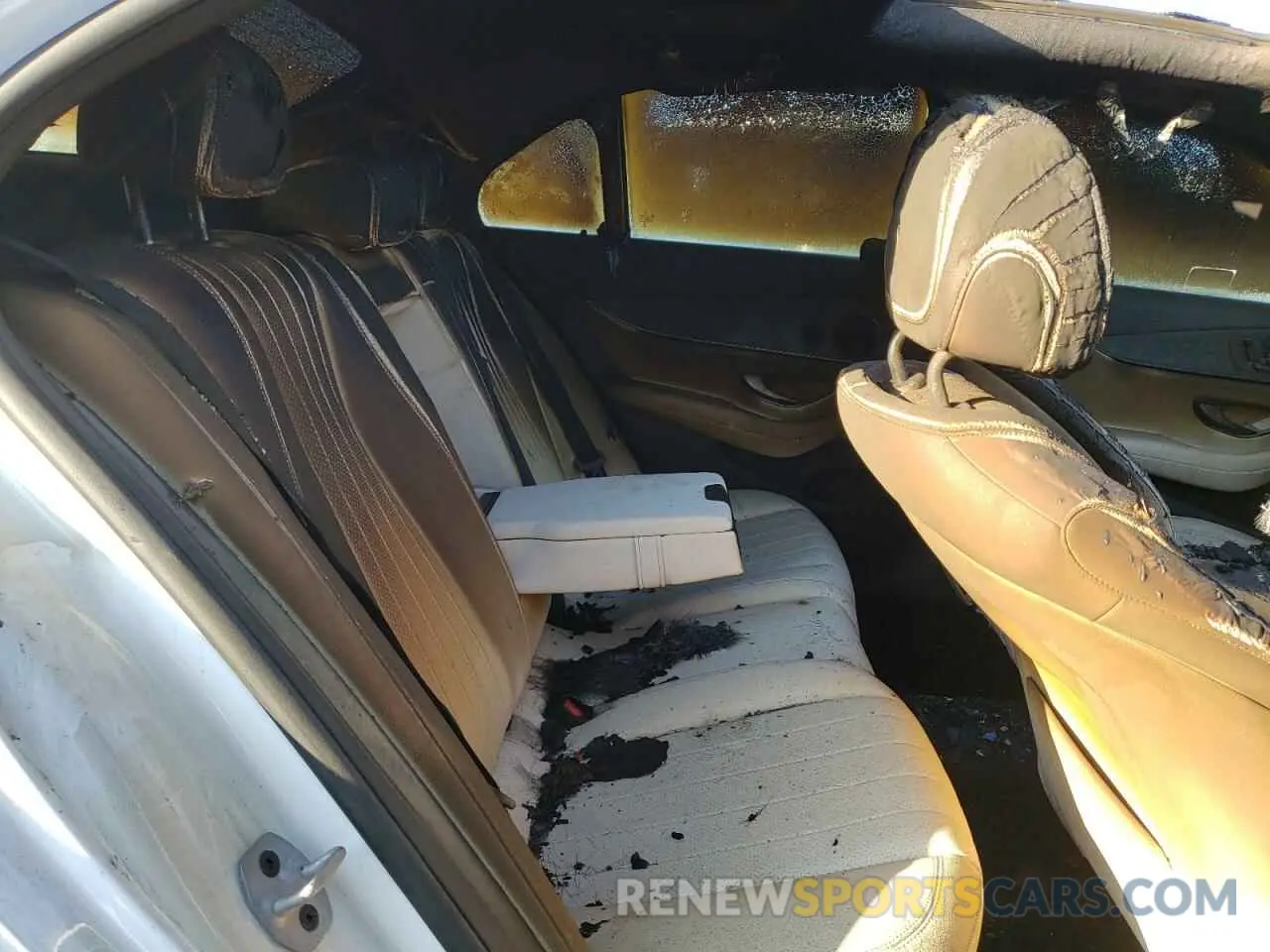 6 fotografías del automóvil dañado W1KZF8EB9MA949678 MERCEDES-BENZ E-CLASS 2021