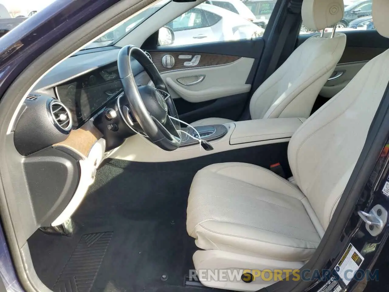 7 fotografías del automóvil dañado W1KZH6ABXMA957731 MERCEDES-BENZ E-CLASS 2021