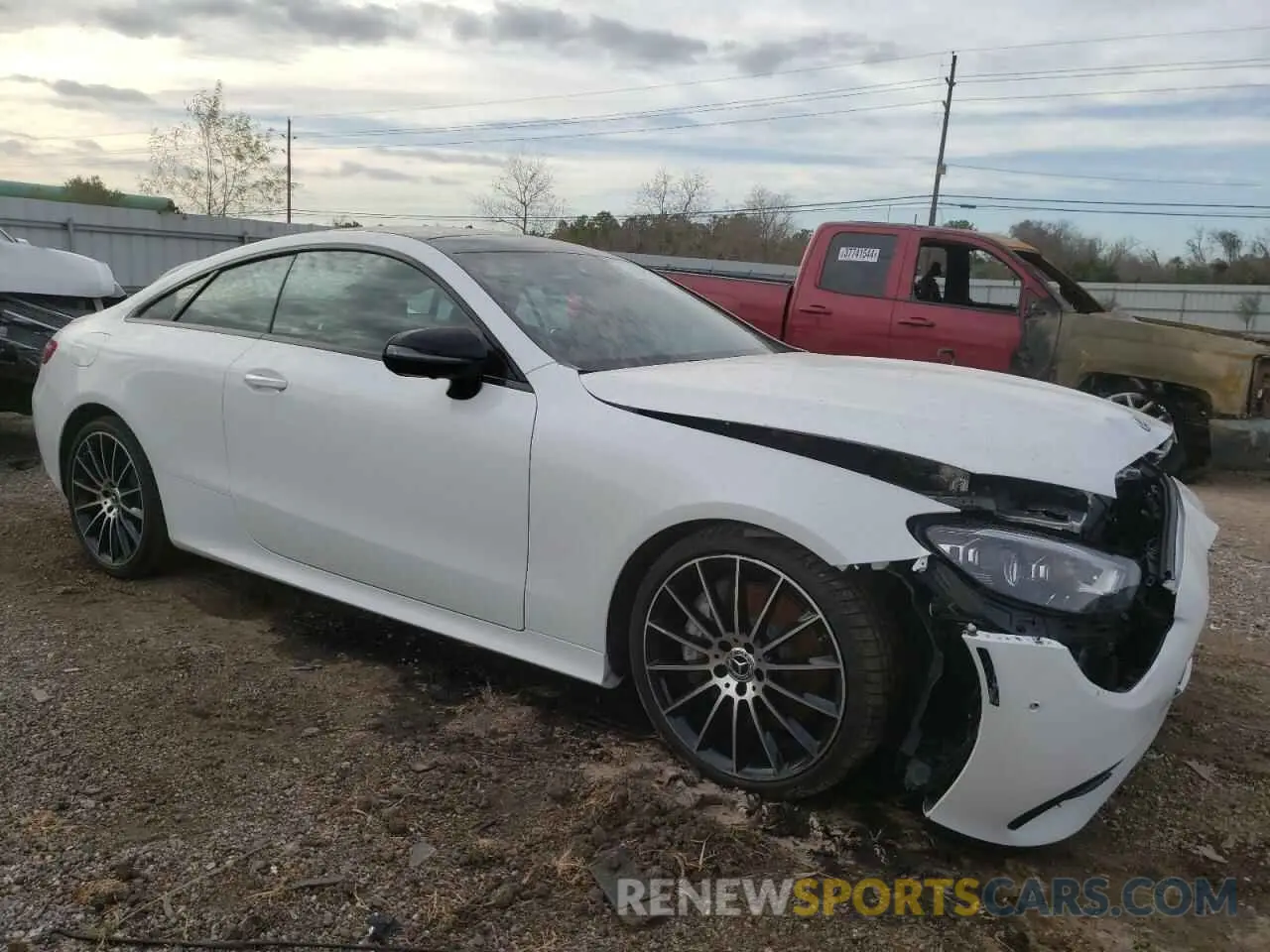 4 fotografías del automóvil dañado W1K1J5JB0NF181982 MERCEDES-BENZ E-CLASS 2022