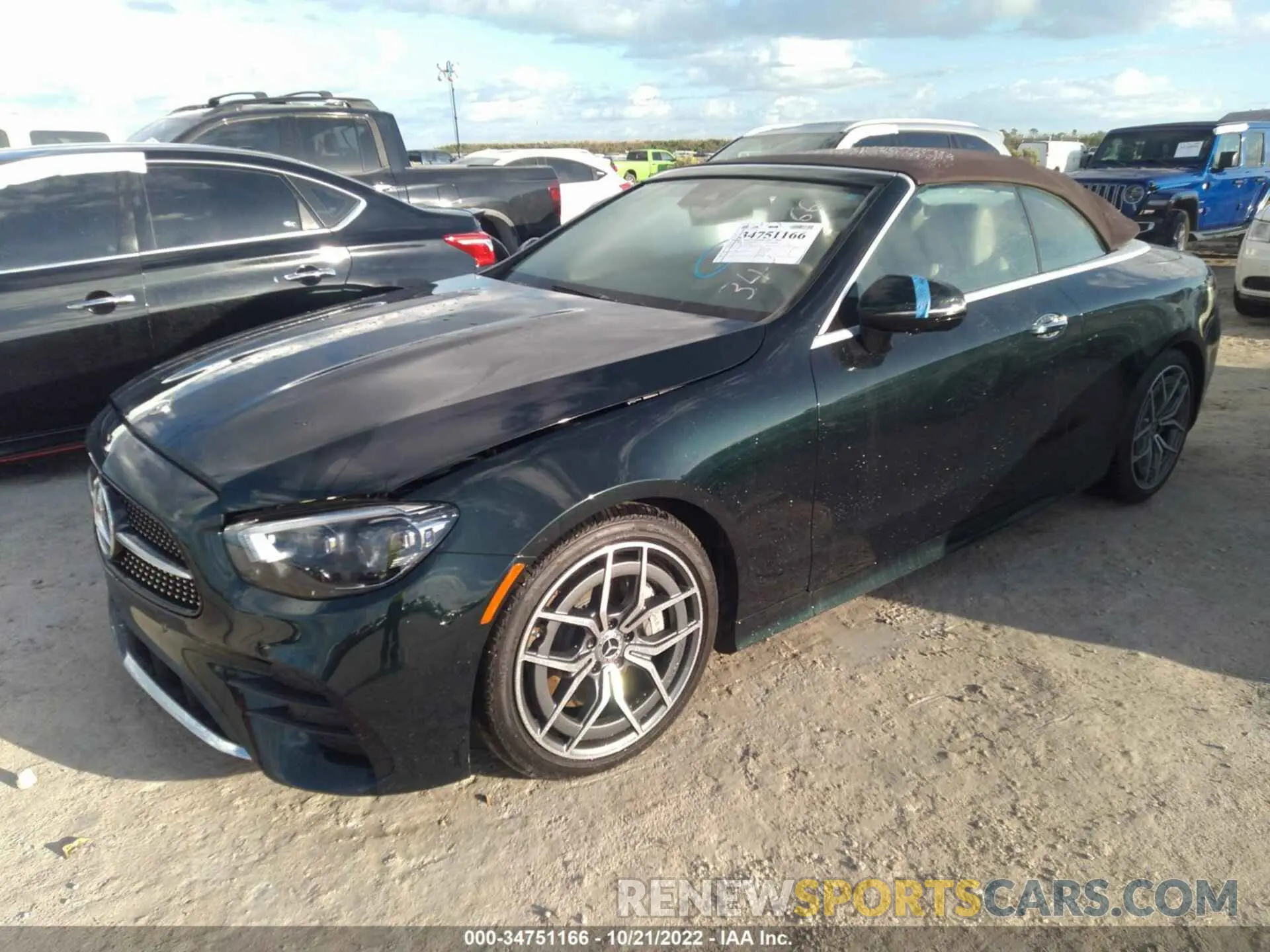 2 fotografías del automóvil dañado W1K1K5JBXNF177628 MERCEDES-BENZ E-CLASS 2022