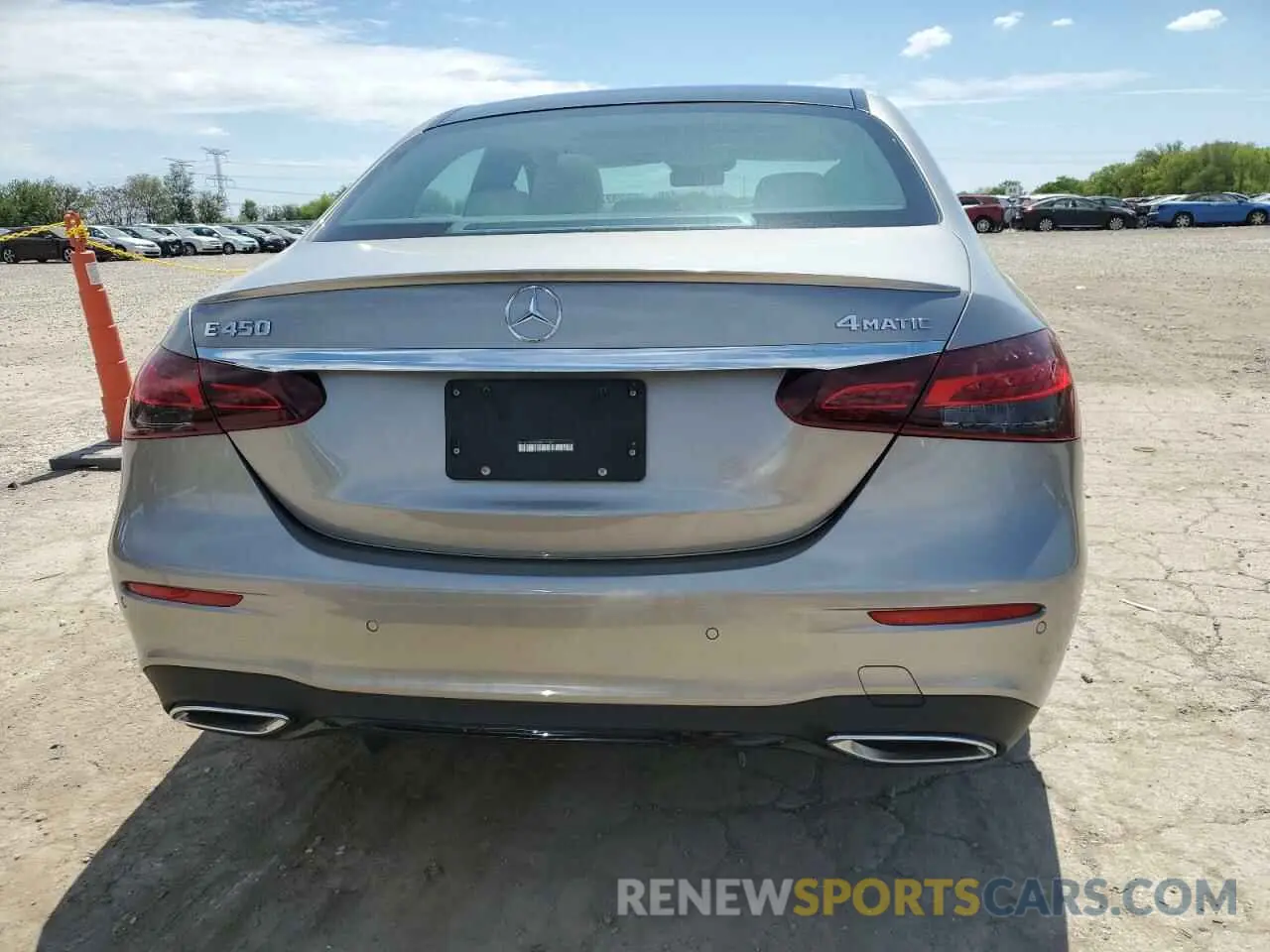 6 fotografías del automóvil dañado W1KZF5KB3NB079182 MERCEDES-BENZ E-CLASS 2022