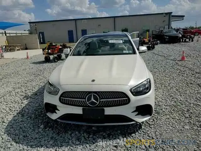 13 fotografías del automóvil dañado W1KZF5KB5NB084741 MERCEDES-BENZ E-CLASS 2022