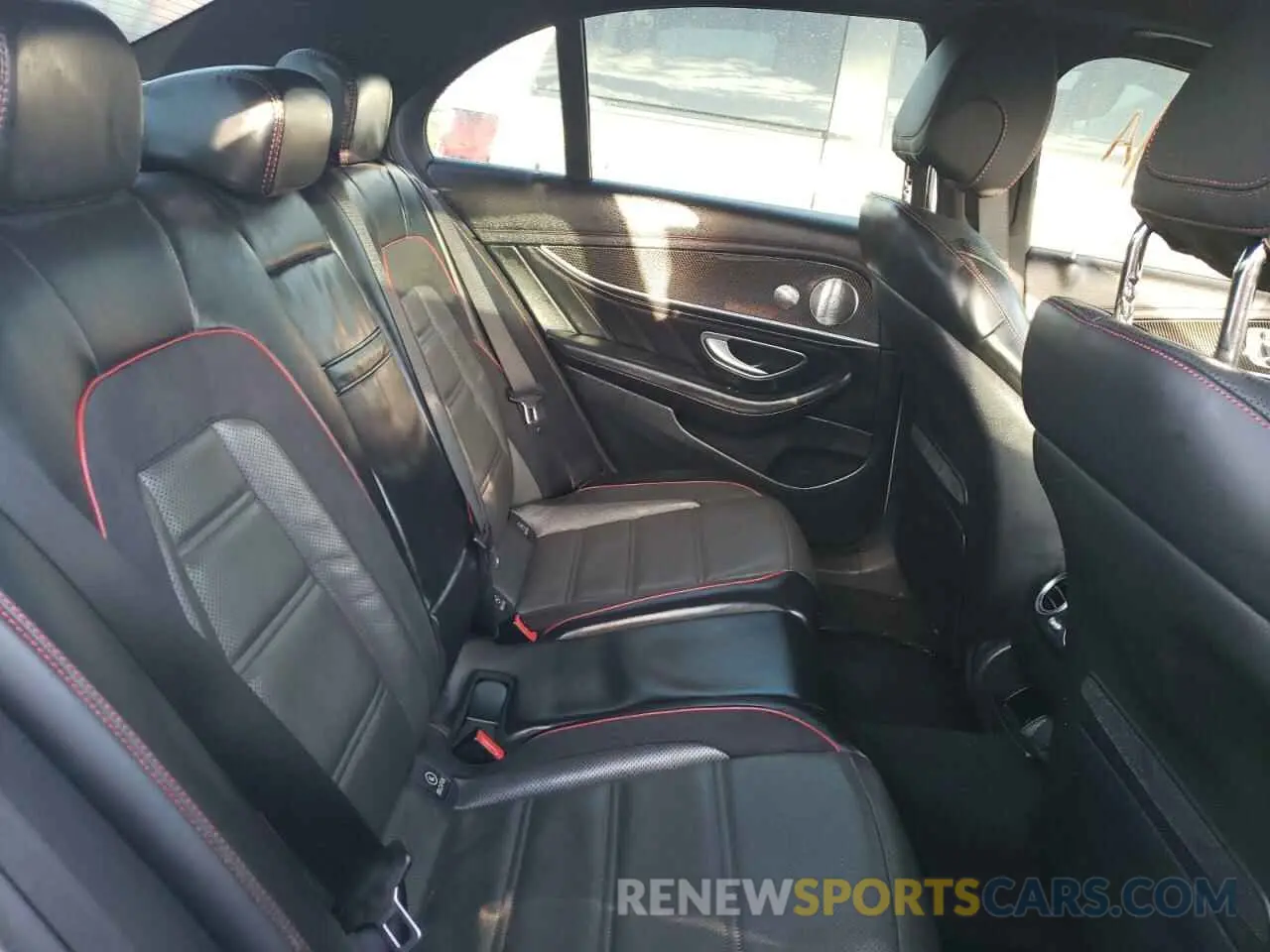 6 fotografías del automóvil dañado W1KZF6BB8NB069222 MERCEDES-BENZ E-CLASS 2022