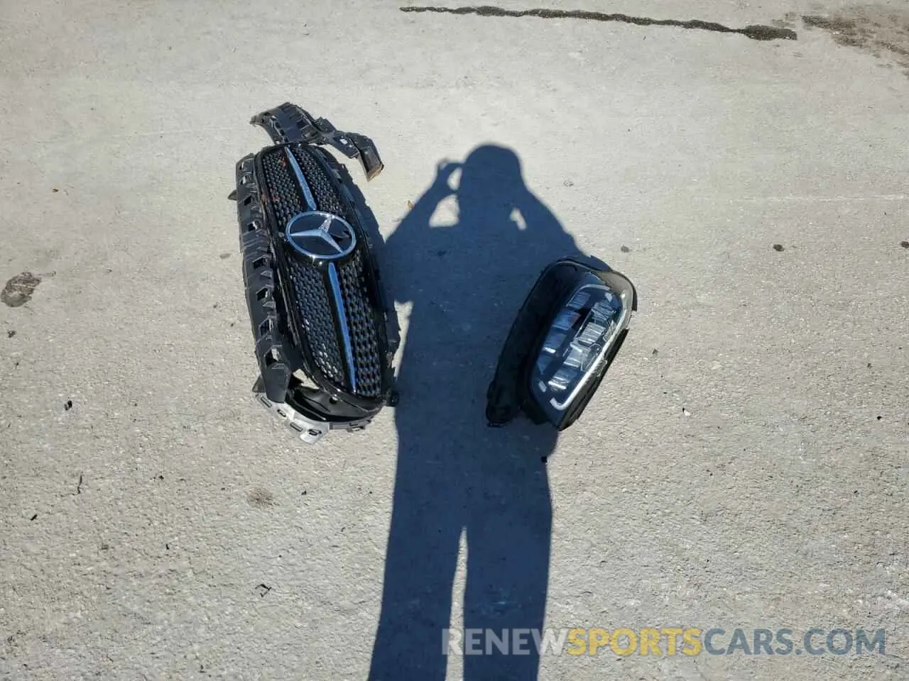 12 fotografías del automóvil dañado W1KZF8DB2NB089264 MERCEDES-BENZ E-CLASS 2022