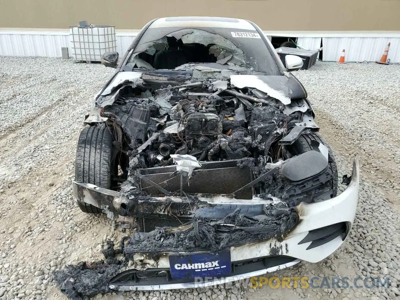 5 fotografías del automóvil dañado W1KZF8DB3NB086891 MERCEDES-BENZ E-CLASS 2022