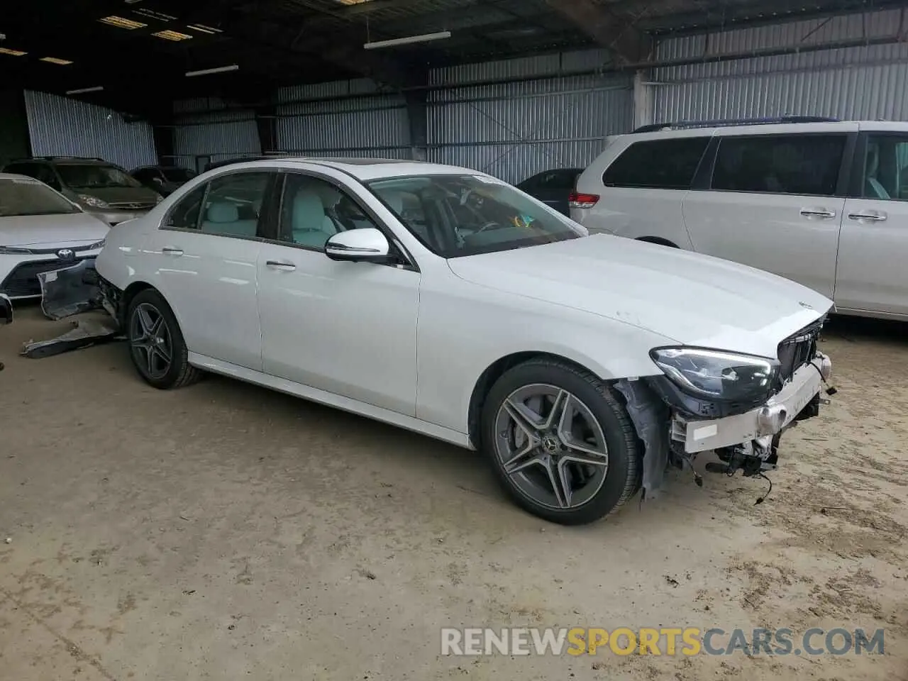 4 fotografías del automóvil dañado W1KZF8DB7NB050539 MERCEDES-BENZ E-CLASS 2022