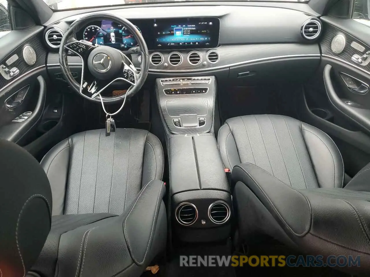 8 fotografías del automóvil dañado W1KZF8DB8NB071416 MERCEDES-BENZ E-CLASS 2022