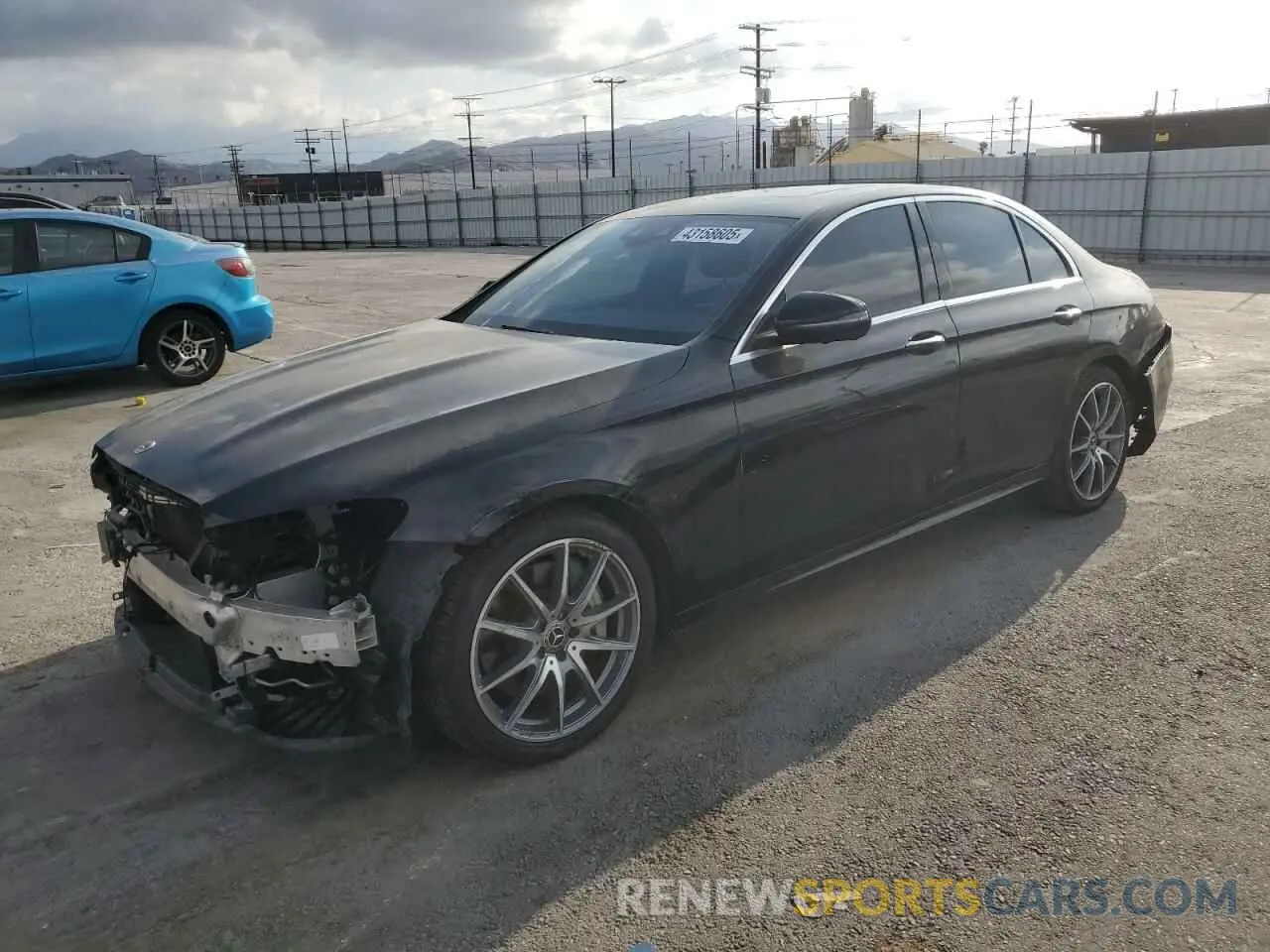 1 fotografías del automóvil dañado W1KZF8DB8NB080388 MERCEDES-BENZ E-CLASS 2022