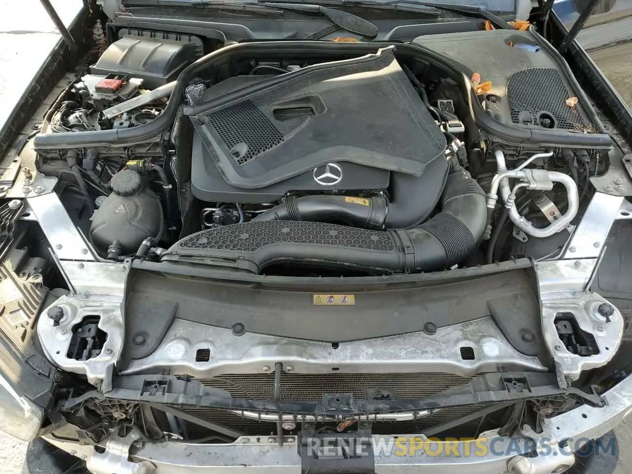 13 fotografías del automóvil dañado W1KZF8DB8NB080388 MERCEDES-BENZ E-CLASS 2022