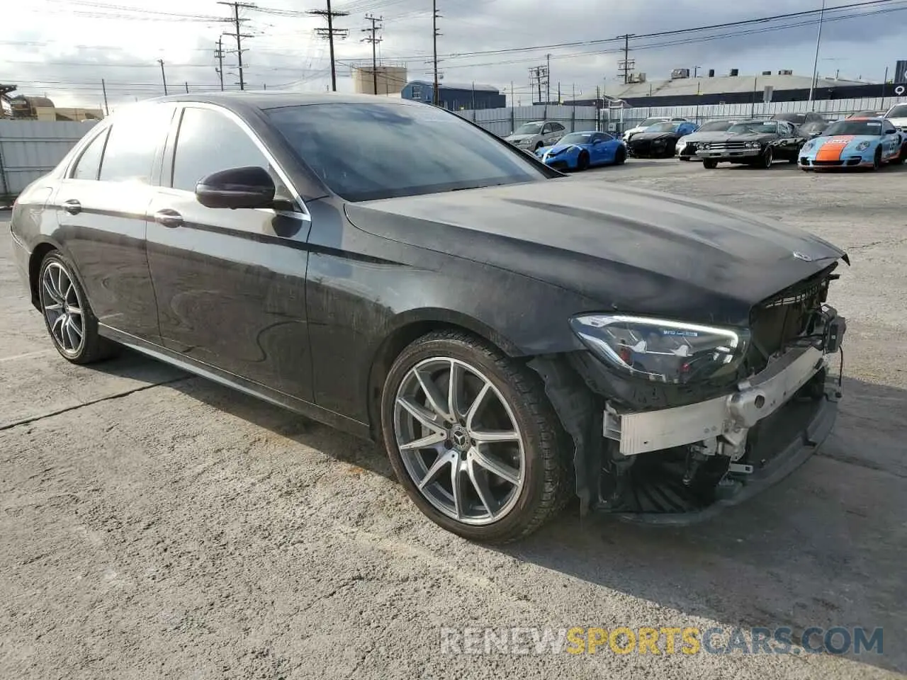 4 fotografías del automóvil dañado W1KZF8DB8NB080388 MERCEDES-BENZ E-CLASS 2022