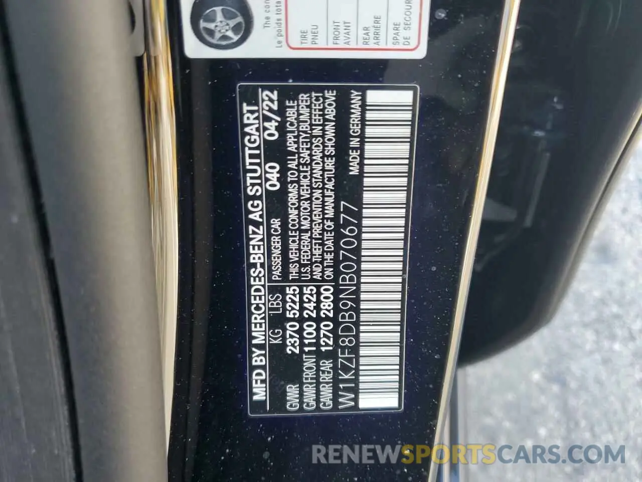 12 fotografías del automóvil dañado W1KZF8DB9NB070677 MERCEDES-BENZ E-CLASS 2022