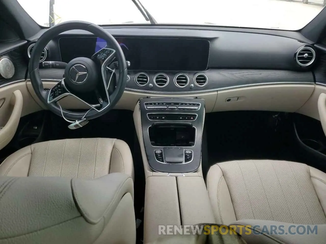 8 fotografías del automóvil dañado W1KZF8DB9NB070677 MERCEDES-BENZ E-CLASS 2022