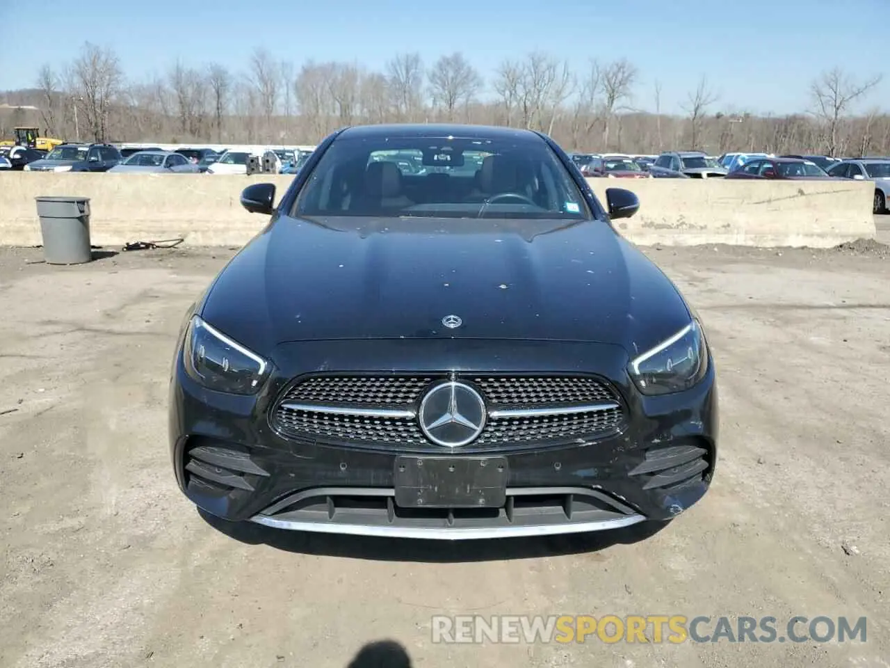 5 fotografías del automóvil dañado W1KZF8EB2NB052455 MERCEDES-BENZ E-CLASS 2022