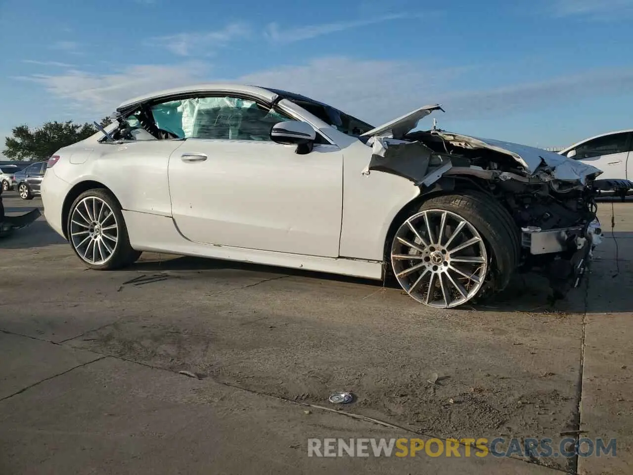 4 fotografías del automóvil dañado W1K1J5JB1PF188166 MERCEDES-BENZ E-CLASS 2023