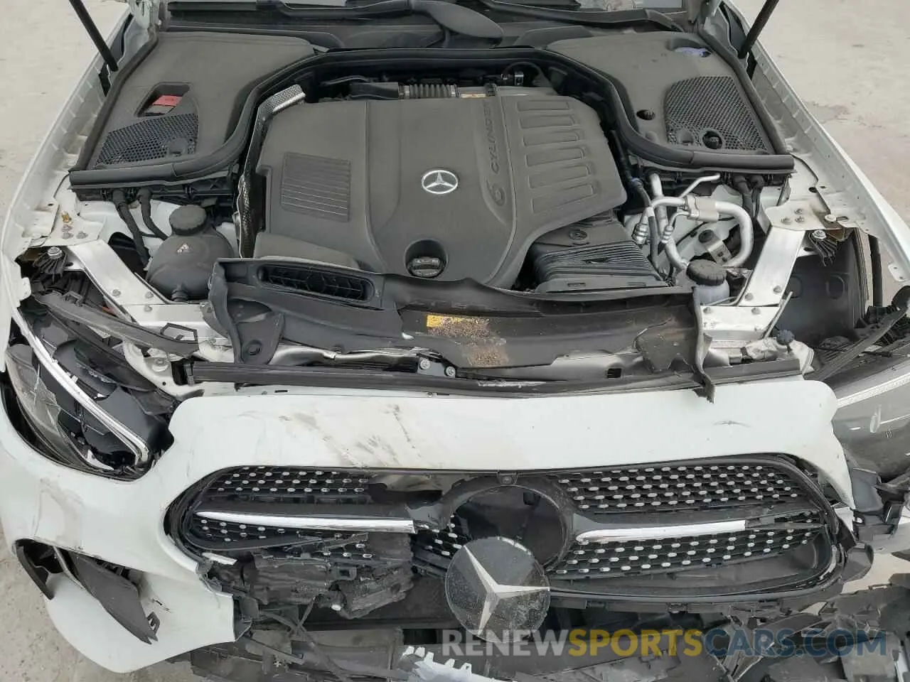 11 fotografías del automóvil dañado W1K1K5KB0PF207740 MERCEDES-BENZ E-CLASS 2023