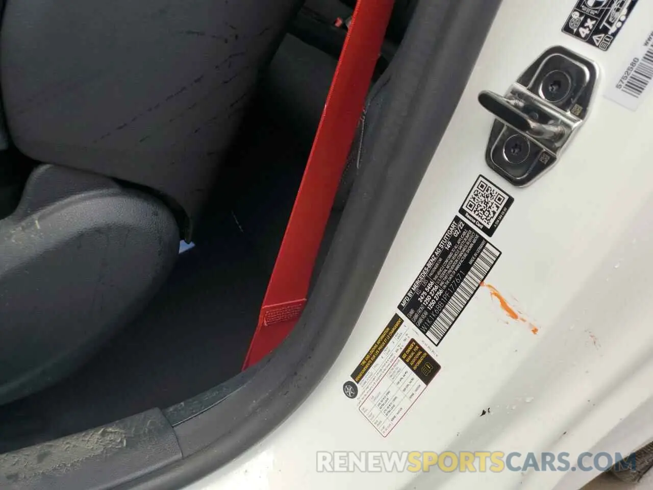 12 fotografías del automóvil dañado W1K1K6BB1PF177671 MERCEDES-BENZ E-CLASS 2023