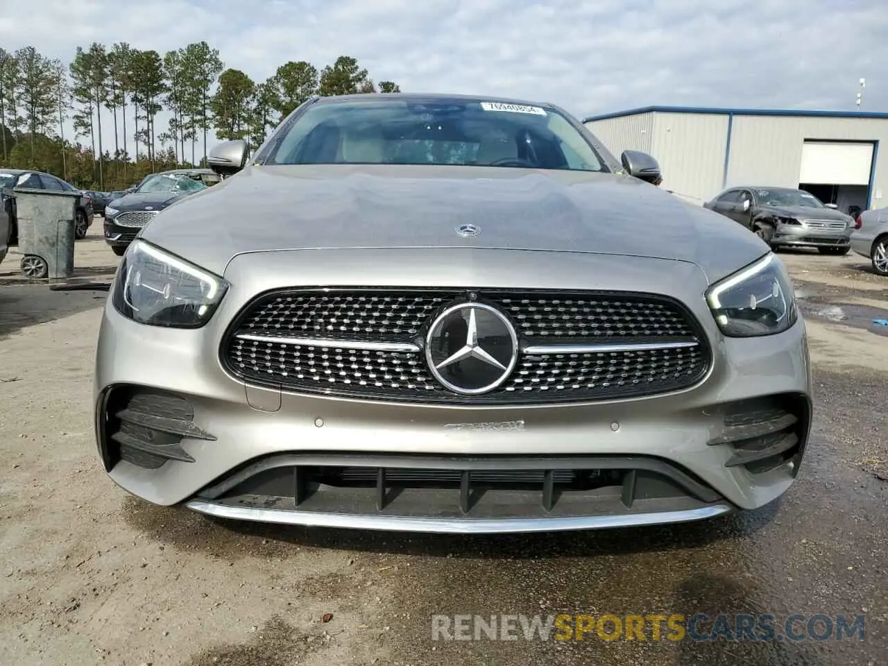 5 fotografías del automóvil dañado W1KZF5KB6PB185466 MERCEDES-BENZ E-CLASS 2023